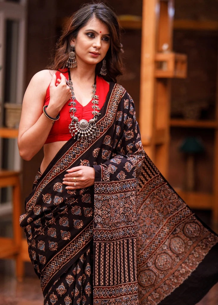 Ajrakh Print Plain Cotton Saree, With Blouse, 6 m at Rs 1900 in Kanpur