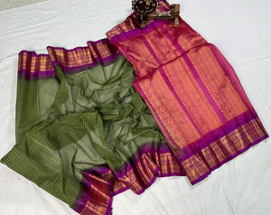 Pure Cotton Forest Green and Purple Magenta Gadwal Saree