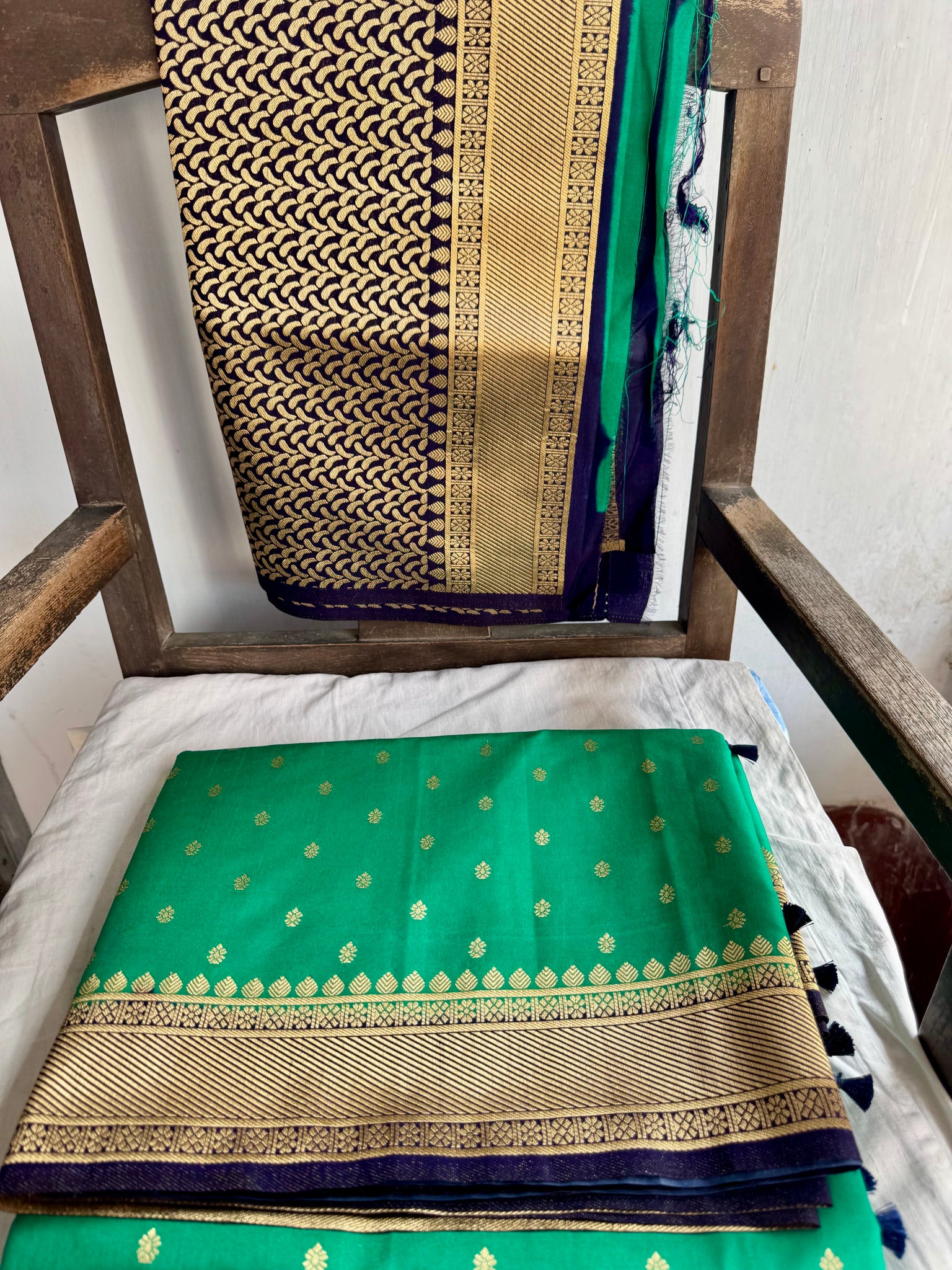 Green and Navy Blue Tussar Silk Saree