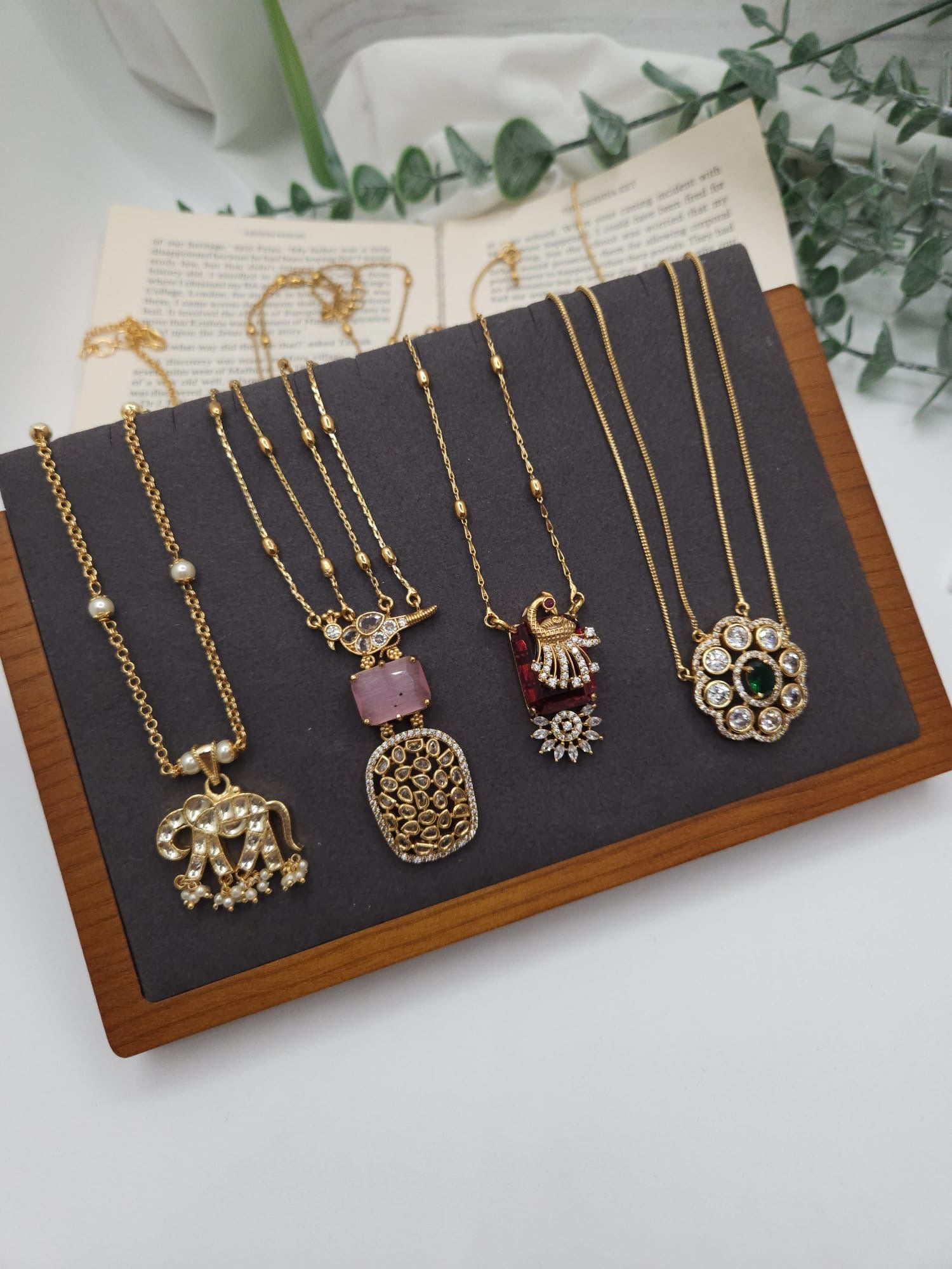 Chandra Polki necklace set