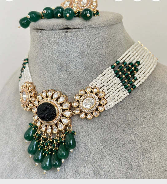 Emerald Golf Plated Silver Foiled Kundan Choker