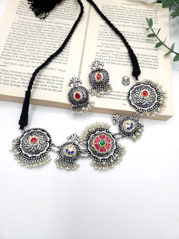 Achyutha 925 silver polish fusion necklace set