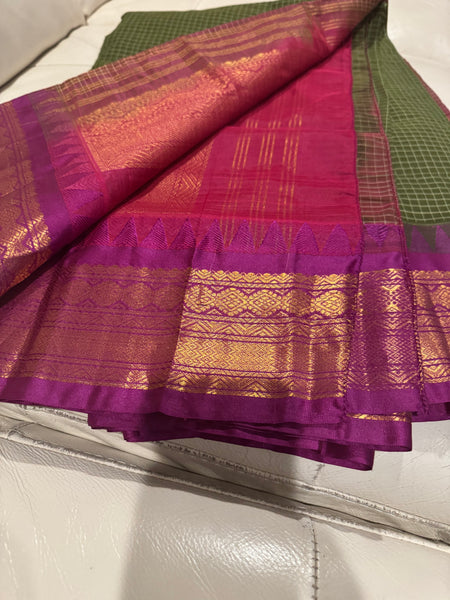 Pure Cotton Forest Green and Purple Magenta Gadwal Saree