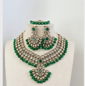 Green Kundan Necklace and Earring 3 Piece Set