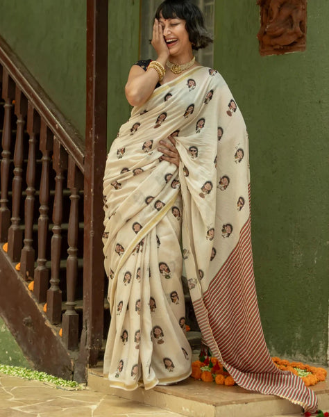 Off White Cotton Viscose Printed Traditional Saree With Tassels