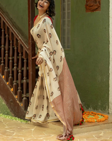 Off White Cotton Viscose Printed Traditional Saree With Tassels