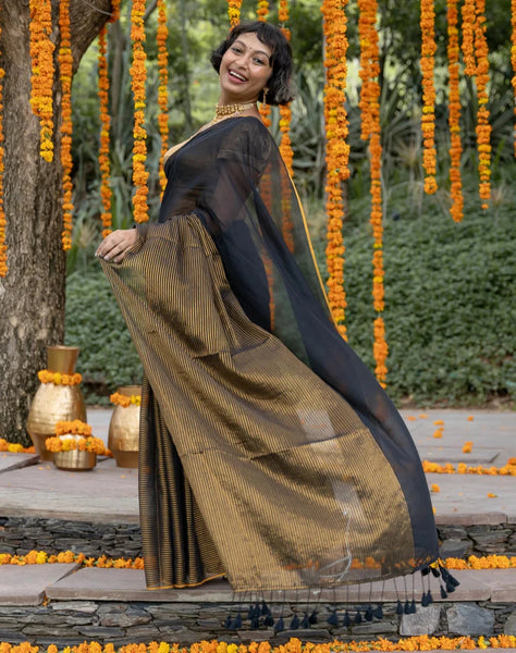 Black Mul Cotton Saree With Running Zari