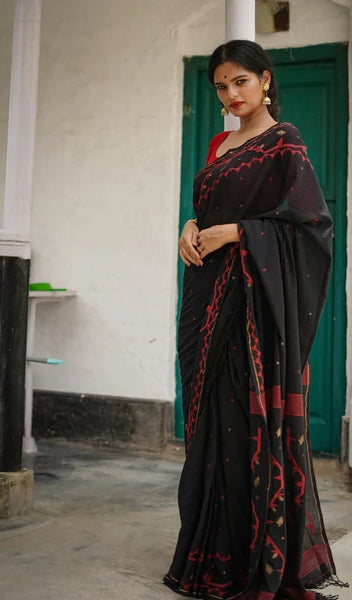 Godhuli Soft Handloom-woven Handspun Cotton Saree