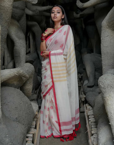 White And Red Mulmul Cotton Floral Design Saree With Tassels