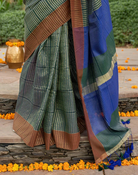 Green Cotton Acrylic Saree With Running Zari