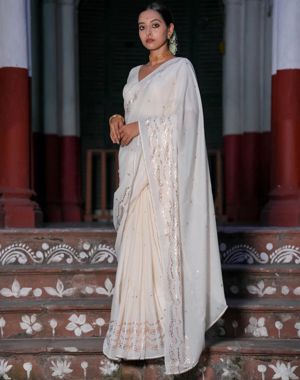 Light Weight White Cotton Viscose Saree