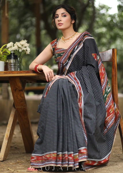 BLACK COTTON SAREE WITH IKAT BORDER AND PALLU