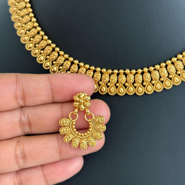 Antique Gold Necklace/South Indian Jewelry/Temple Jewelry