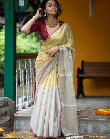 Exquisite Mul Cotton And Zari Saree