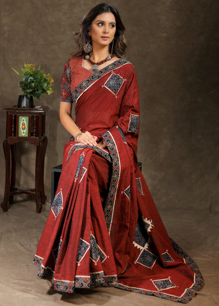 MAROON RAYON SAREE WITH AJRAKH APPLIQUE WORK AND BORDER