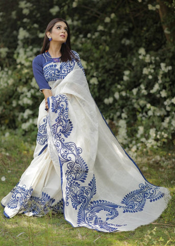 WHITE COTTON SAREE WITH HAND PAINTED BLUE ALPANA