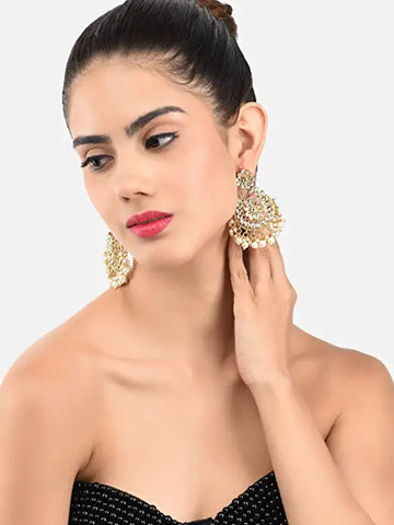 Ethnic Gold Tone Kundan & Pearls Dangle Earring