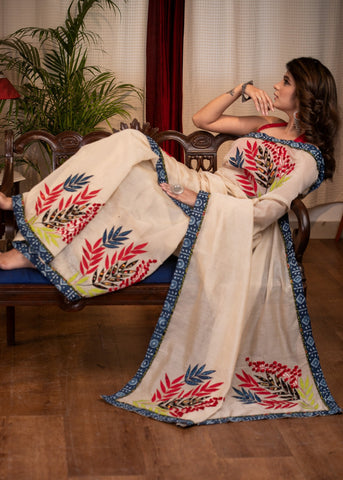 CHANDERI SAREE WITH EXQUISITE FLORAL APPLIC WORK & INDIGO BORDER