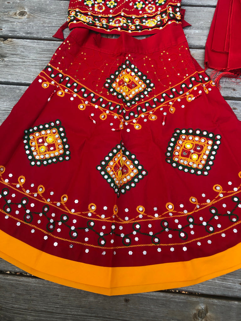 TORAN PURE COTTON EMBROIDERY REAL MIRROR WORK NEW EXCLUSIVE BEAUTIFUL  LATEST FANCY DESIGNER NAVRATRI SPECIAL KIDS BABY GIRL LEHENGA CHOLI BEST  COLLECTION 2021 EXPORTER IN INDIA SINGAPORE - Reewaz International |  Wholesaler