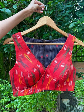 RED AND BLACK COTTON IKAT REVERSIBLE READYMADE BLOUSE